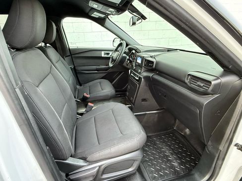 Used 2021 Ford Explorer 4WD Police Interceptor image 17