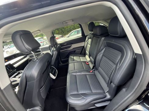 Used 2024 Lincoln Nautilus Reserve image 20