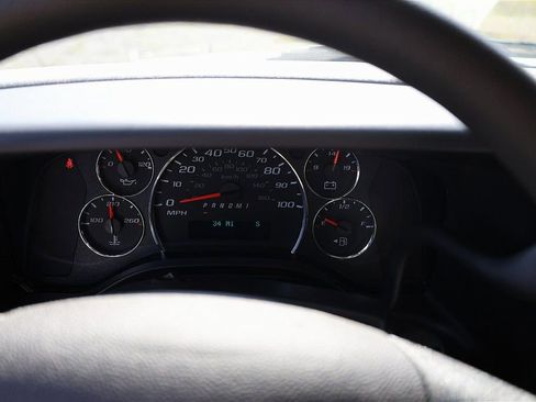 New 2025 Chevrolet Express 2500 w/ Driver Convenience Package image 55