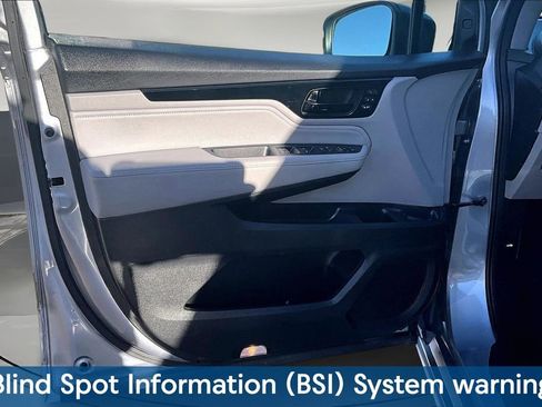 Used 2021 Honda Odyssey Touring image 23