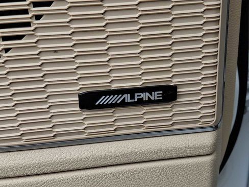 Used 2021 Jeep Grand Cherokee L Limited image 31