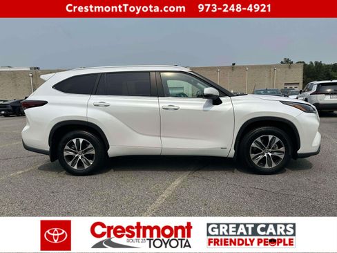 Used 2026 Toyota Highlander XLE AWD/4WD image 5