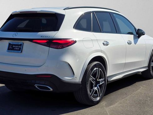 Used 2024 Mercedes-Benz GLC 300 4MATIC image 4