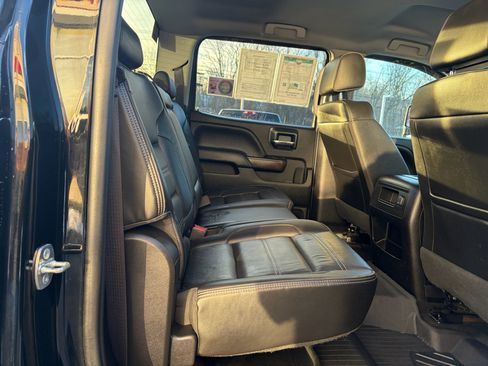 Used 2018 GMC Sierra 2500 Denali image 46