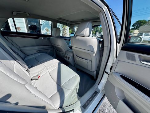 Used 2011 Toyota Avalon Limited FWD image 20