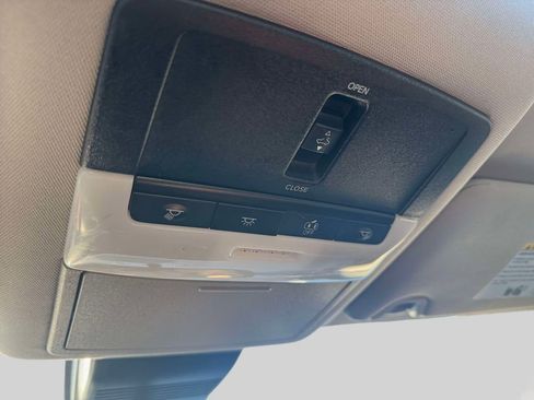 Used 2025 Nissan Altima 2.5 SV w/ SV Special Edition Package FWD image 30