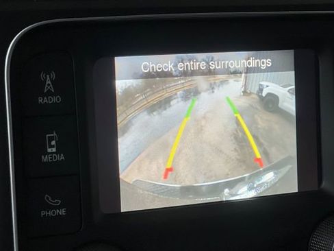 Used 2024 RAM 1500 Classic SLT image 24