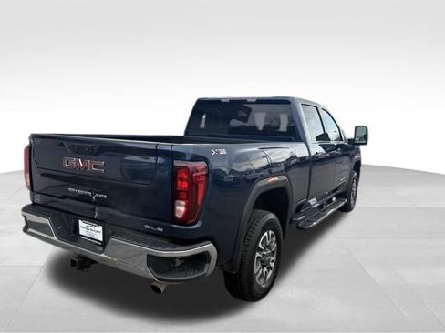 Used 2023 GMC Sierra 2500 SLE w/ SLE Value Package; image 2