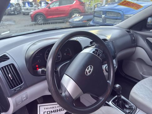 Used 2010 Hyundai Elantra w/ Comfort Pkg 2 image 8