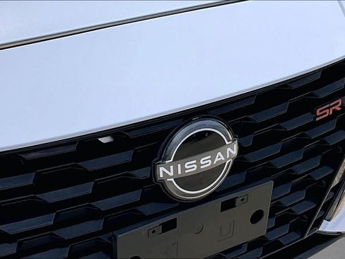 Used 2024 Nissan Altima 2.5 SR w/ SR Premium Package FWD image 30