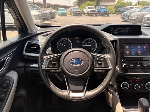 Used 2023 Subaru Forester Premium AWD/4WD image 13