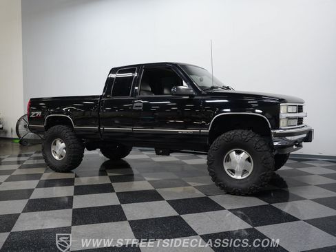 Used 1998 Chevrolet Silverado 1500 4x4 Extended Cab w/ Preferred Equipment Group 3 image 16