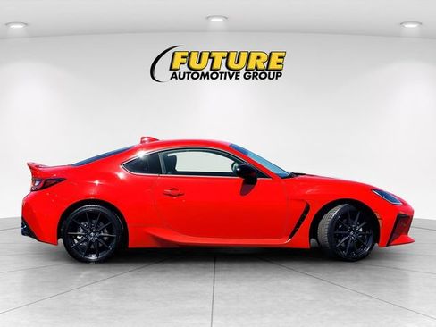 Used 2022 Toyota GR86 Premium w/ ALL Weather Mat Package (TMS) RWD image 3