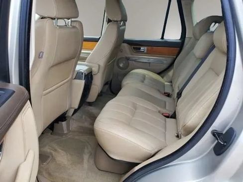 Used 2011 Land Rover Range Rover Sport HSE LUX AWD/4WD image 8