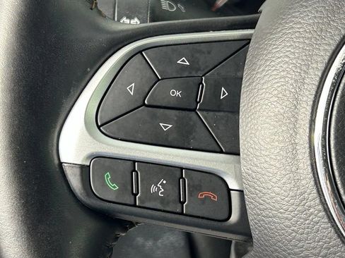 Used 2021 Jeep Compass Latitude w/ Convenience Group AWD/4WD image 24