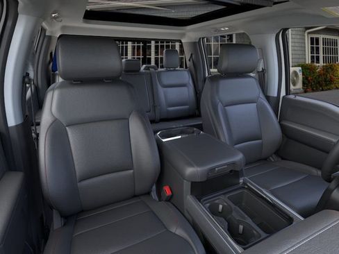 New 2026 Ford F250 Lariat w/ Black Appearance Package image 10