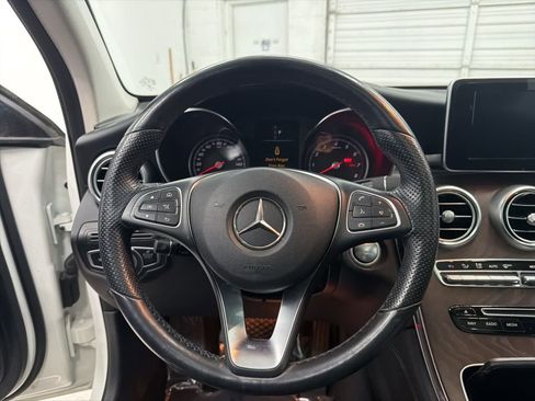 Certified 2018 Mercedes-Benz GLC 300 4MATIC image 15