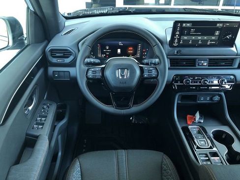 New 2026 Honda Pilot Sport image 8