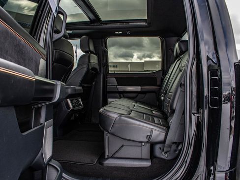 Used 2024 Ford F350 Platinum image 5