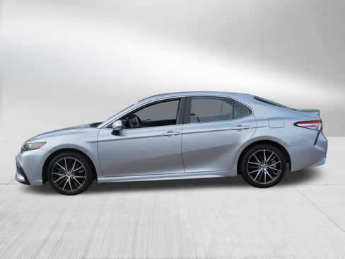 Certified 2023 Toyota Camry SE FWD image 5