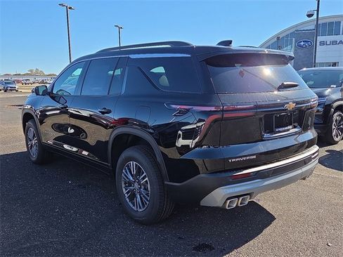 New 2026 Chevrolet Traverse LT w/ Driver Confidence Package image 2