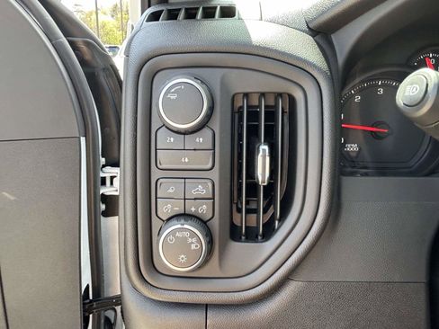 New 2026 Chevrolet Silverado 2500 Custom w/ Custom Value Package AWD/4WD image 19