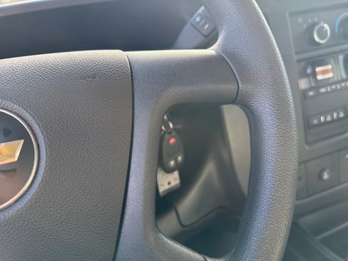 New 2025 Chevrolet Express 3500 Work Van w/ Power Convenience Package image 18