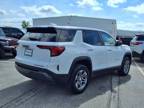 Used 2025 GMC Terrain Elevation AWD/4WD image 2