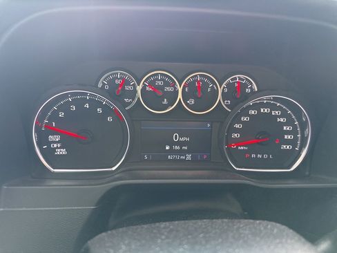 Used 2019 Chevrolet Silverado 1500 LT image 9