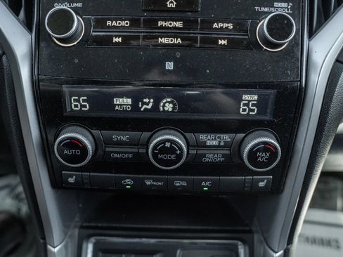 Used 2019 Subaru Ascent Premium AWD/4WD image 25