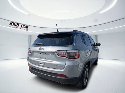 Used 2018 Jeep Compass Limited w/ Navigation Group image 3