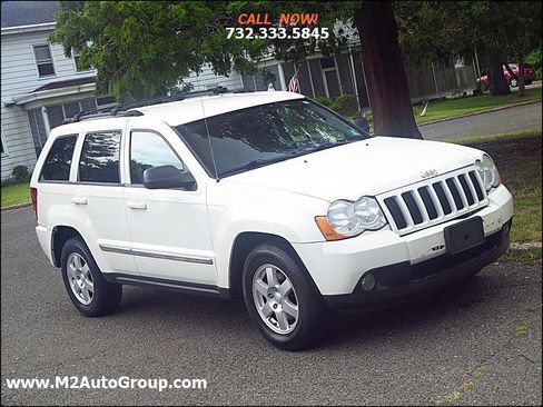 Used 2010 Jeep Grand Cherokee Laredo image 22