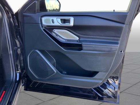 Used 2023 Ford Explorer ST w/ Equipment Group 401A AWD/4WD image 22