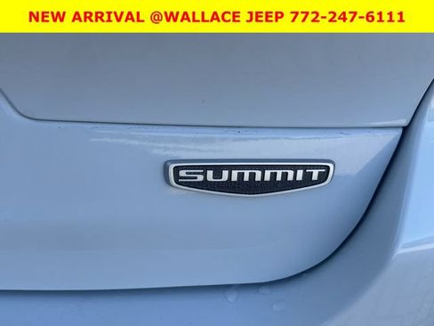 Used 2025 Jeep Grand Cherokee L Summit AWD/4WD image 11