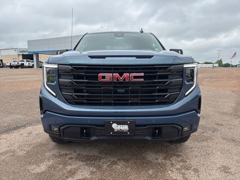 New 2026 GMC Sierra 1500 Elevation image 9
