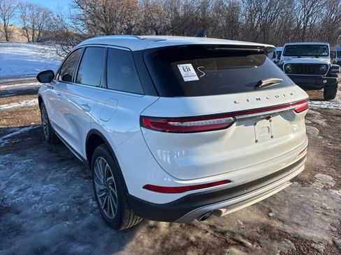 Used 2023 Lincoln Corsair Reserve w/ Rear Removable Package Tray image 9