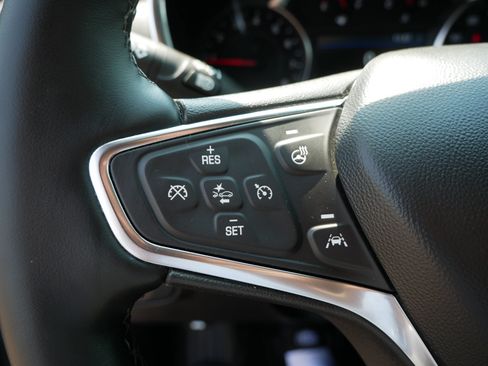 Used 2024 Chevrolet Equinox LT AWD/4WD image 28