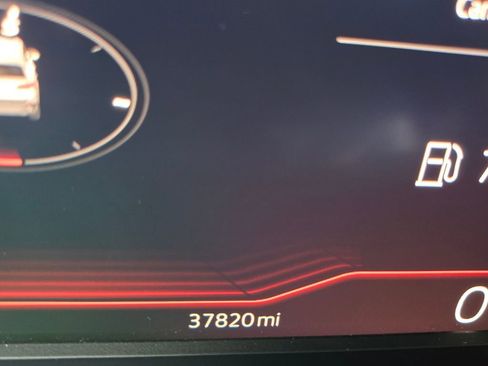 Certified 2024 Volkswagen Taos SEL image 23