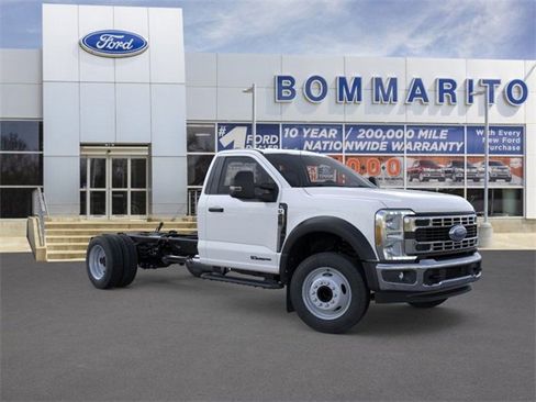 New 2026 Ford F450 XL w/ XL Chrome Package image 7