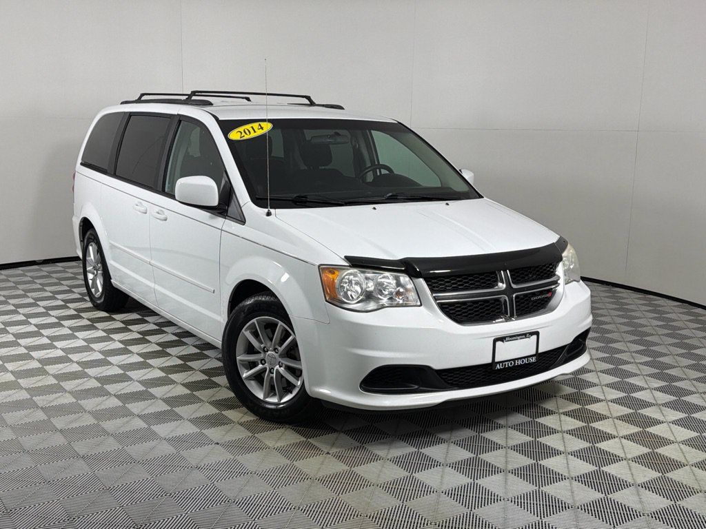 Used 2014 Dodge Grand Caravan SXT FWD image 2