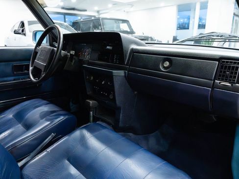 Used 1990 Volvo 240 DL image 31