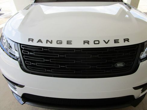 Used 2026 Land Rover Range Rover Velar Dynamic SE AWD/4WD image 27