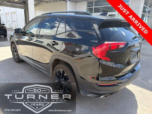 Used 2020 GMC Terrain SLT w/ Preferred Package AWD/4WD image 3