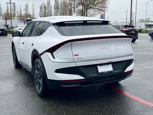 Certified 2025 Kia EV6 Light w/ Light LR Technology Package AWD/4WD image 7