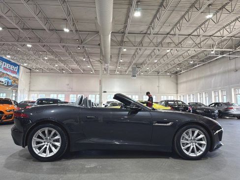 Used 2014 Jaguar F-TYPE Convertible image 34