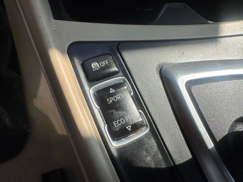 Used 2014 BMW 228i Coupe image 26