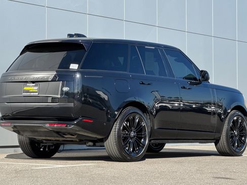 Certified 2023 Land Rover Range Rover SE image 5