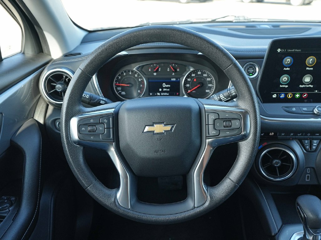Used 2025 Chevrolet Blazer LT AWD/4WD image 35