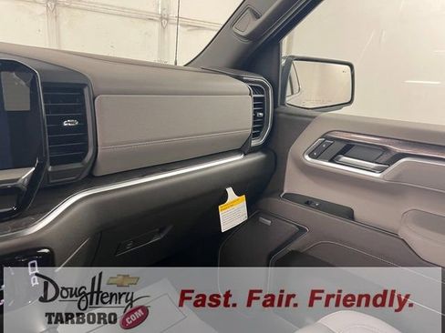 New 2026 Chevrolet Silverado 1500 LTZ w/ Z71 Off-Road Package AWD/4WD image 46