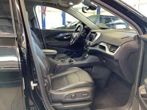 Used 2024 GMC Terrain SLT w/ Elevation Edition AWD/4WD image 11